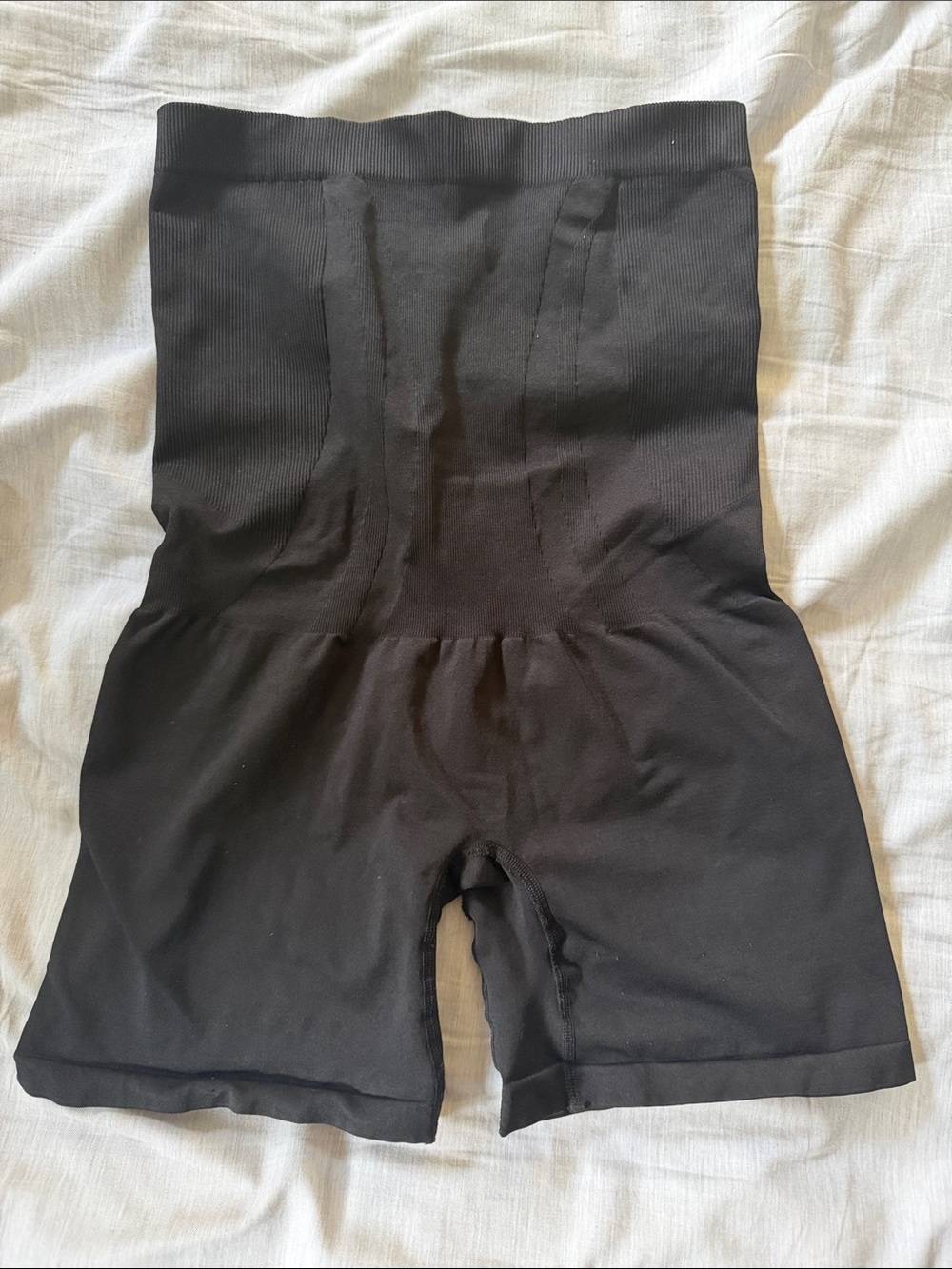BLANQI everyday postpartum support short - Black